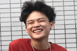 Bạn trẻ - Cuộc sống - Trai quê 22 tuổi gây bão MXH với loạt clip hài “không giống ai”