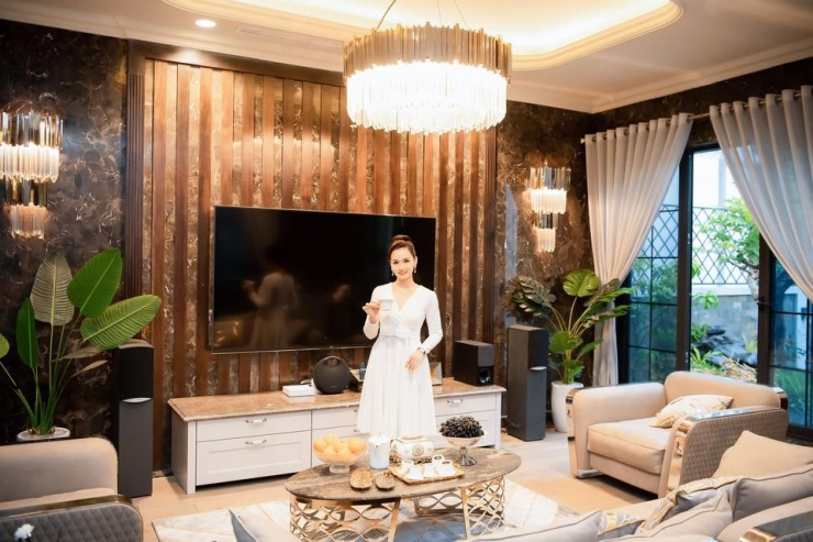 Nữ diễn viên miền Bắc có biệt thự 60 tỷ, mùa hè sung sướng trốn nóng trong bể bơi "resort tại gia" - 5