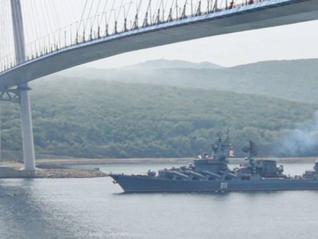 Nga điều hơn 60 tàu tập trận gần Nhật Bản