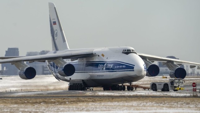 Máy bay An-124. Ảnh: AP