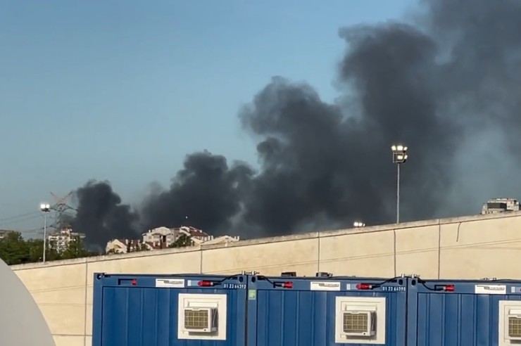 Bên lề chung kết Cúp C1: Fan Man City ăn mừng cuồng nhiệt, nỗi buồn Interista - 6