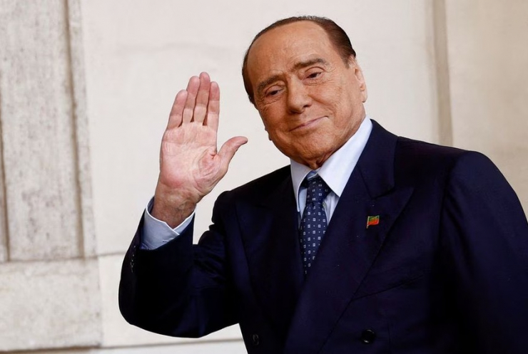 Cố Thủ tướng Berlusconi - cuộc đời nổi bật và gây tranh cãi - 5