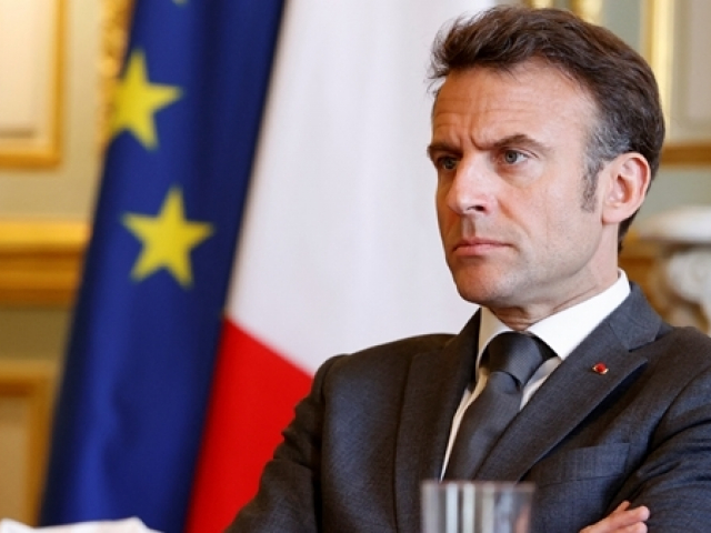 Ông Macron cảnh báo NATO có thể phạm sai lầm lớn