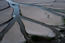 Hồ nước ngọt lớn nhất Trung Quốc khô cạn, chính quyền phát báo động đỏ