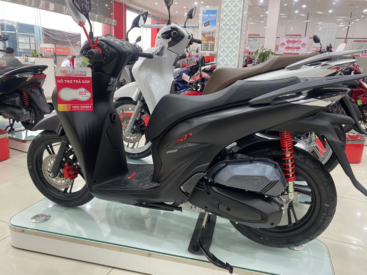 Bảng giá Honda SH125i giữa tháng 6/2023, xuống giá bất ngờ - 5