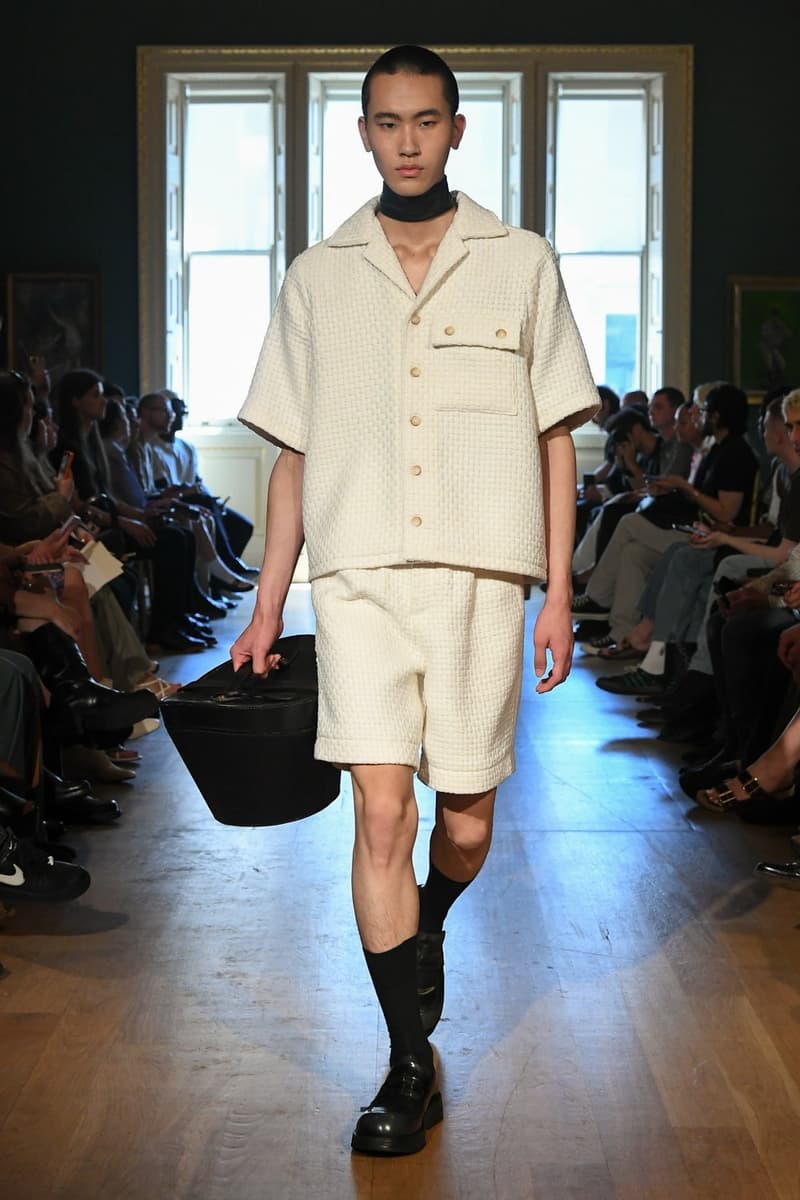 Bộ sưu tập nam 2023 của Daniel W. Fletcher là bộ sưu tập định mệnh - 12