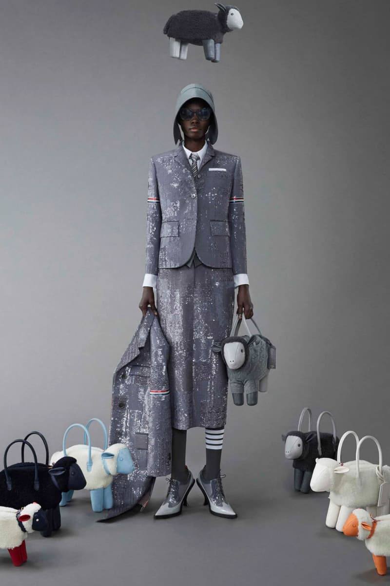 Thom Browne Resort 2024 mang đến sự mới mẻ cho bộ vest đặc trưng - 15