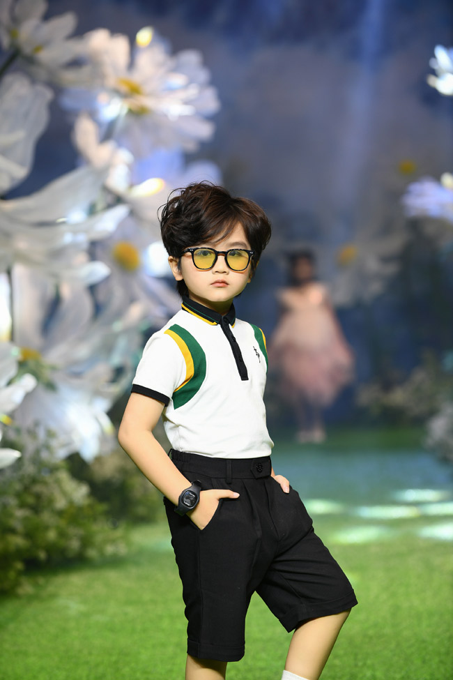 Người mẫu nhí tự tin xuất thần trên sàn diễn Vietnam Kids Fashion Week 2023 - 7