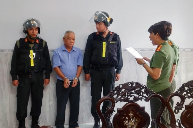 Ông Phan Văn Thanh (nguyên trưởng phòng tài chính kế toán Trường đại học Đồng Nai) vừa bị bắt tạm giam là em trai của ông Phan Văn Thắng. Ảnh: CAĐN.