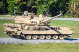 Media - Xe tăng mới cực hiện đại của Mỹ trang bị súng máy hạng nặng, bắn 2 loại đạn pháo