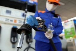 Thị trường - Tiêu dùng - Giá xăng dầu hôm nay 14/6: Loại tăng mạnh, loại giảm trước loạt thông tin trái chiều