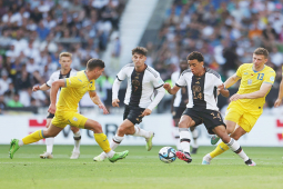 Bóng đá - Video bóng đá Đức - Ukraine: Thảm họa phòng ngự, điên rồ 6 bàn (Giao hữu)