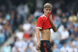 Bóng đá - Chuyển nhượng MU 13/6: "Ngọc quý" lò Carrington sắp bị rao bán, săn thủ môn tuyển Anh