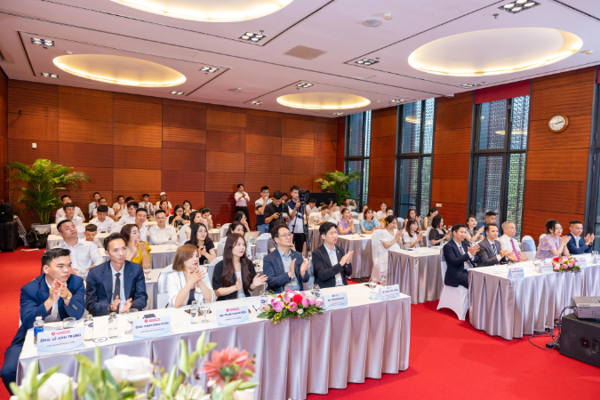 Sự kiện diễn ra với sự góp mặt của ban giám đốc công ty An Thịnh Phát, đại diện nhà máy Hanmi cũng như quý đại lý, đối tác