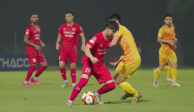 U23 Việt Nam để thua CLB CAHN trong trận giao hữu kín - 1