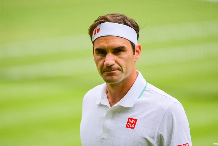 Roger Federer cầm vợt trở lại trước thềm Wimbledon