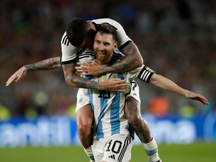 Messi và các đồng đội vẫn đang tận hưởng chức vô địch World Cup nửa năm trước