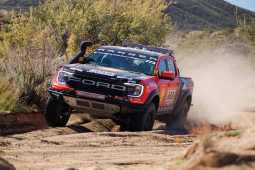Ngắm xe - Ảnh thực tế mẫu xe Ford Ranger Raptor tham gia giải đua xe Finke Desert