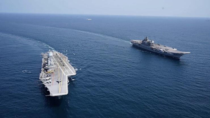 Hai tàu sân bay Ấn Độ tham gia phối hợp tập trận vào đầu tuần này.