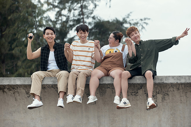 MV được xây dựng thành một phim âm nhạc về chủ đề thanh xuân