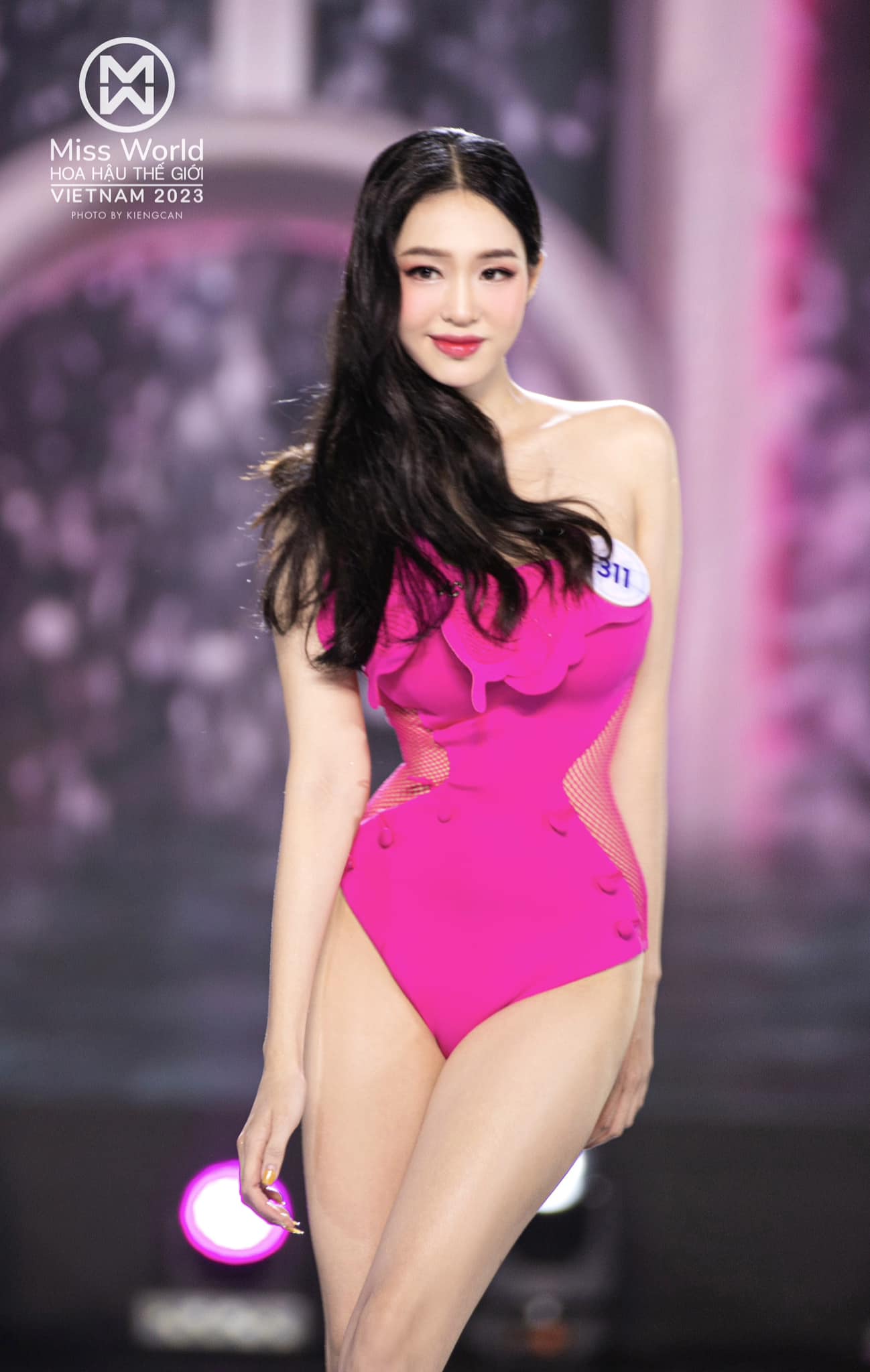 Cô gái có vẻ đẹp &#34;thần tiên tỷ tỷ&#34; tại Hoa hậu Thế giới Việt Nam - 3