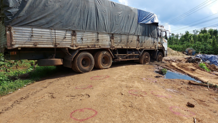 Tài xế xe tải 2 lần thoát chết trong vụ tấn công trụ sở UBND xã ở Đắk Lắk - 3
