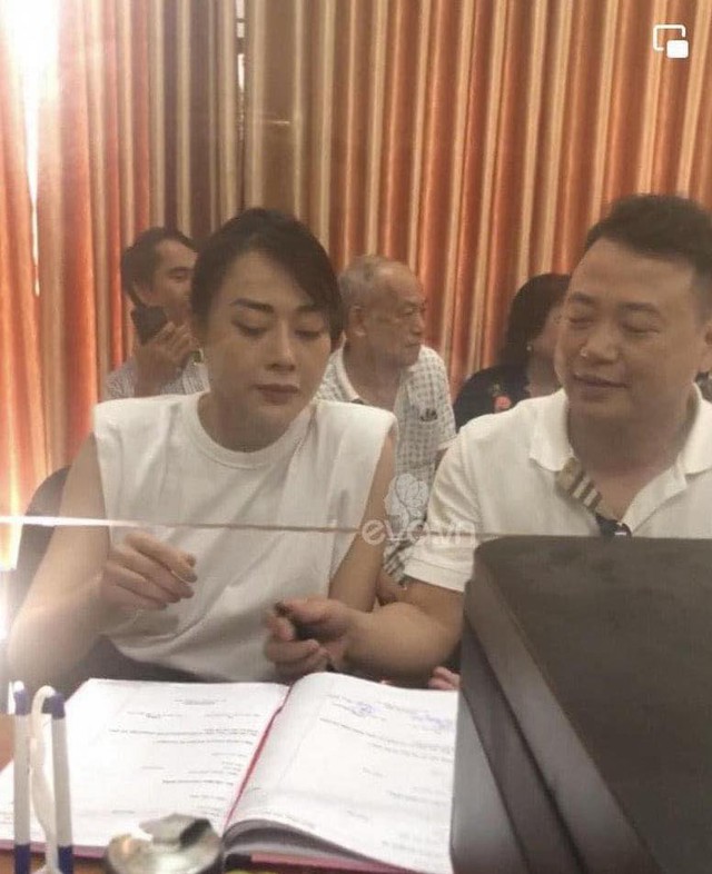 Động thái của vợ cũ Shark Bình sau khi chồng cũ đăng ký kết hôn với Phương Oanh - 1