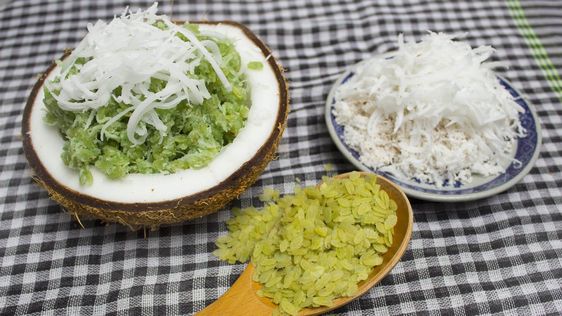 Cốm dẹp trộn đưa dẻo (Ảnh:ST)