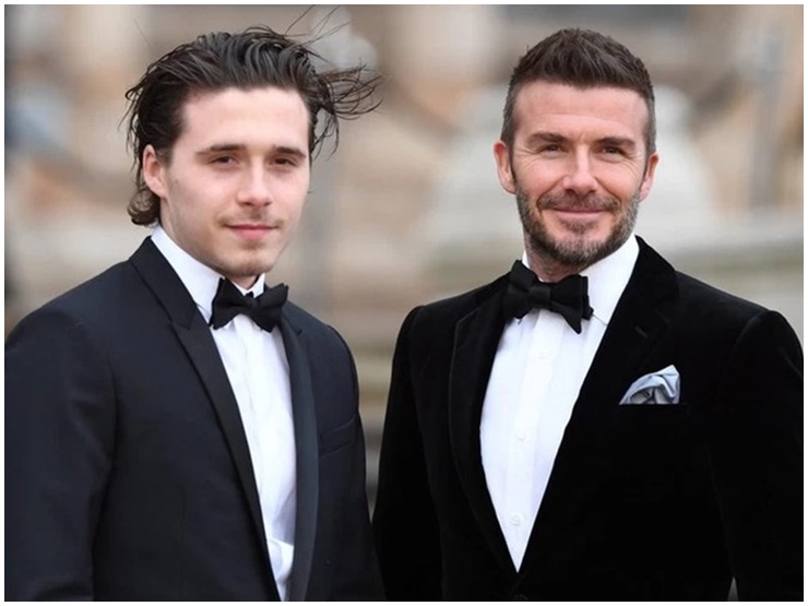 Quý tử nhà Beckham luôn bị đánh giá là thua kém ông bố tài giỏi. 