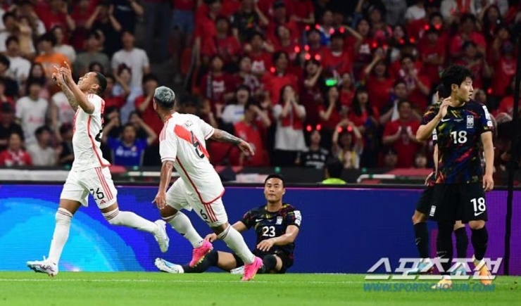 Peru đánh bại&nbsp;Hàn Quốc