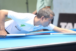 Thể thao - Quyết Chiến tung “cơ điên bi-a" kỷ lục, mất ngôi “vua” vì đối thủ quá may mắn