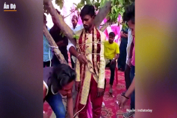 Phi thường - kỳ quặc - Đòi của hồi môn trong ngày cưới, chú rể bị bắt trói vào gốc cây