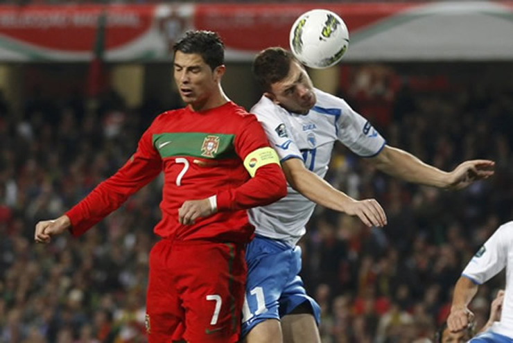 Ronaldo và Dzeko từng chạm trán nhau cách đây 12 năm và bây giờ họ lại đối đầu