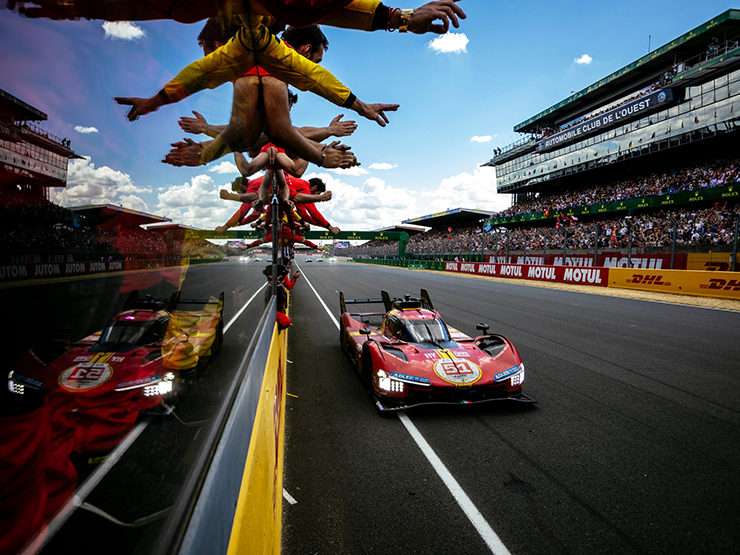 Ferrari thắng cuộc giải đua Le Mans 24h sau 50 năm quay lại - 1