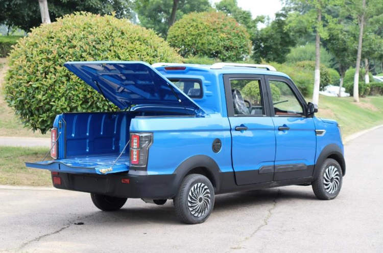 Nóng tuần qua: Chiếc xe ô tô giá chỉ vài chục triệu có gì? - 1