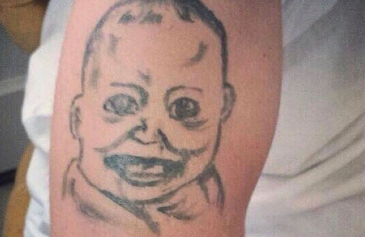 Bức chân dung “đáng sợ” của một đứa trẻ sơ sinh.
