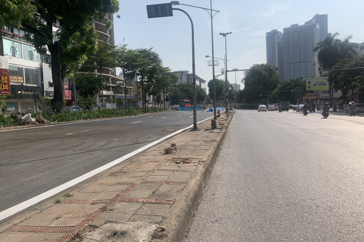 Tháo rào trên đường Kim Mã sau gần 3 năm thi công ga ngầm đường sắt Nhổn - ga Hà Nội - 9