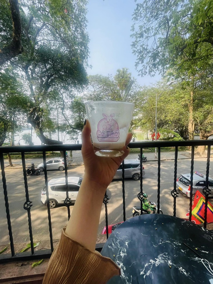 Điều đặc biệt trong căn nhà bạc tỷ giữa phố cổ của nam ca sĩ vừa nhập viện sau 18 ngày ăn chay - 6