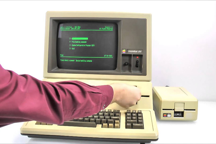 Apple III.