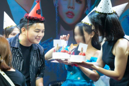 Đời sống Showbiz - Hoài Lâm mặn nồng bên bạn gái "tuổi trăng tròn" sau 2 năm công khai tình cảm