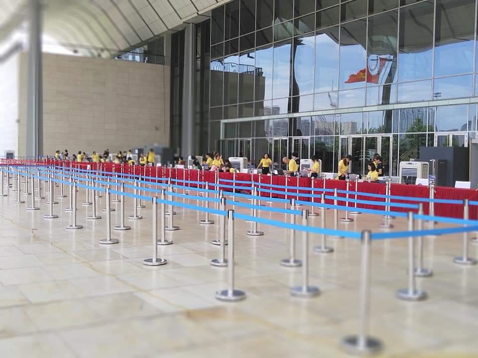 Ảnh cột chắn inox Hoàn Mỹ