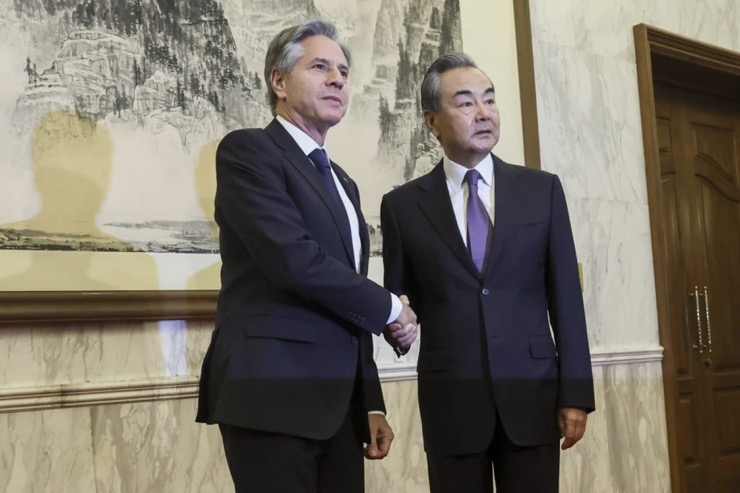 Ngoại trưởng Mỹ Antony Blinken gặp nhà ngoại giao hàng đầu Trung Quốc Vương Nghị vào ngày 19/6/2023.