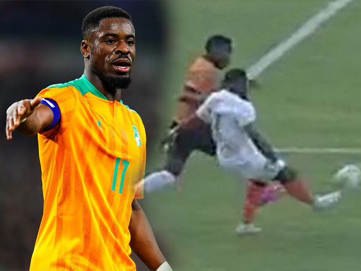 Aurier lập một siêu phẩm "đốt lưới nhà" cực dị trong trận đấu giữa Zambia và Bờ Biển Ngà