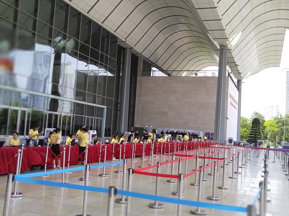 Ảnh cột chắn inox Hoàn Mỹ