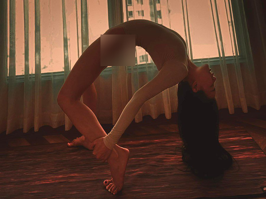 Trang phục tập yoga tại nhà của chân dài Trà Vinh, Cà Mau - 3