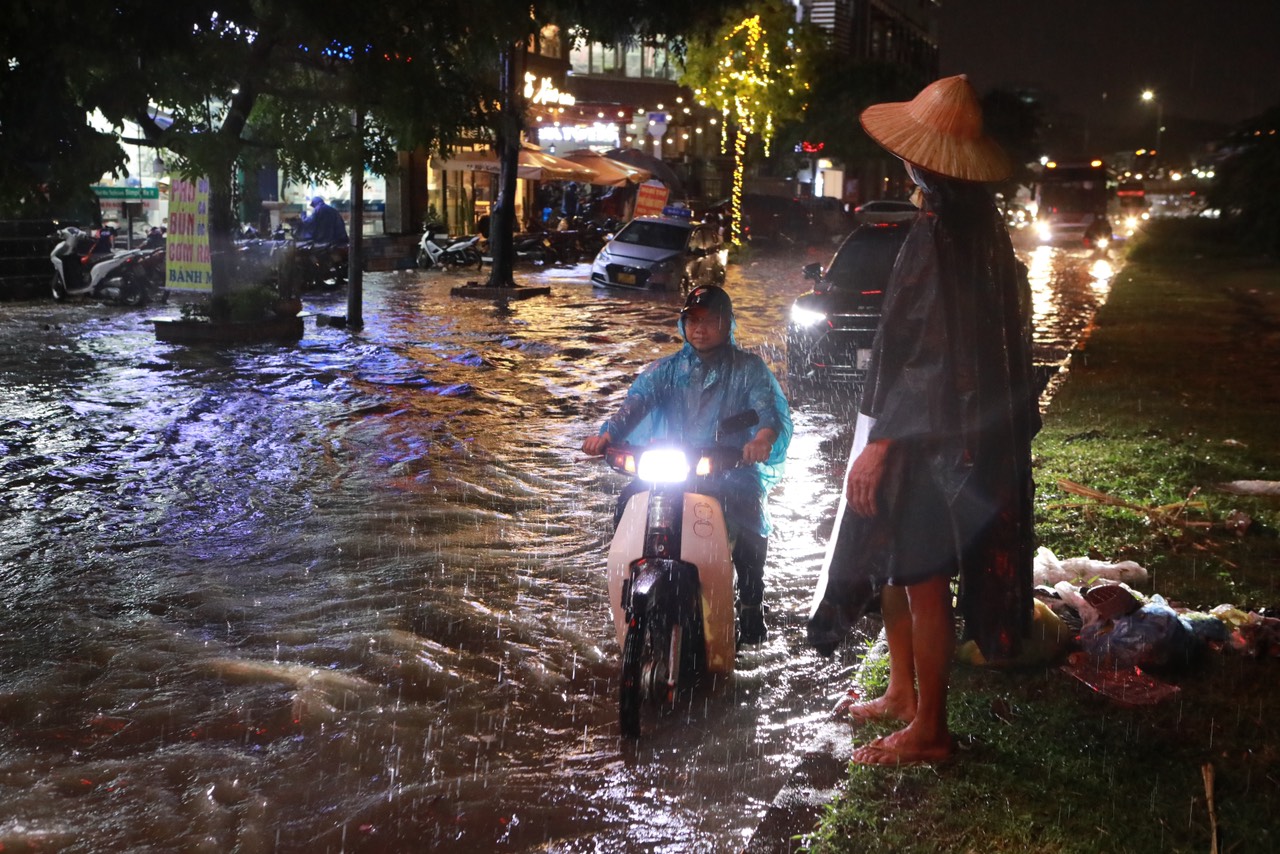 Hà Nội đón 