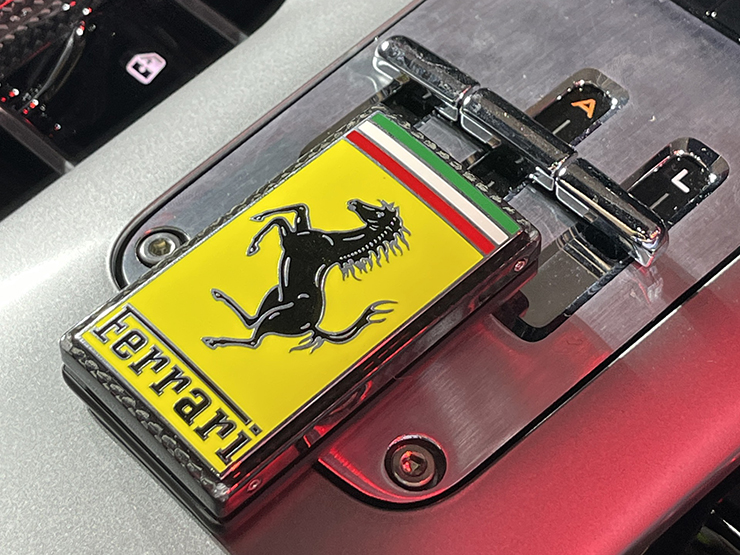 Siêu SUV đầu tiên của Ferrari ra mắt khách hàng Việt Nam, giá bán dự đoán từ 40 tỷ đồng - 11