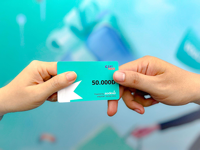 Xu hướng thanh toán không dùng tiền mặt ngày càng phổ biến.