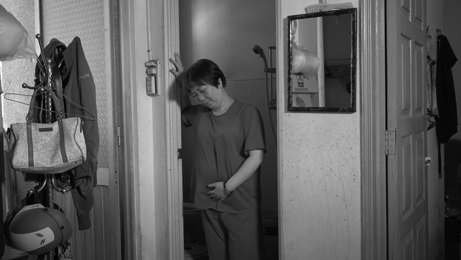 Cô Trần Thị Ngọc Diễm chịu đựng chứng tiểu đêm, tiểu nhiều lần gần chục năm qua