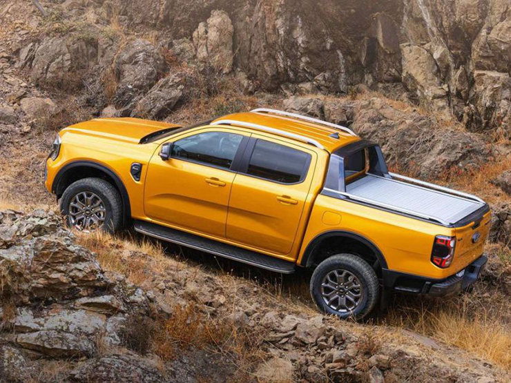 Ford Ranger giảm giá 35 triệu đồng để thu hút khách hàng trong nước - 3